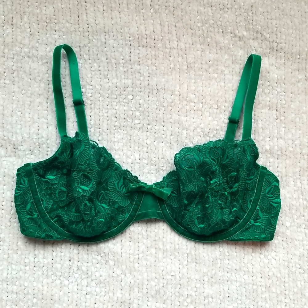 VS Green Unlined Bra 34D